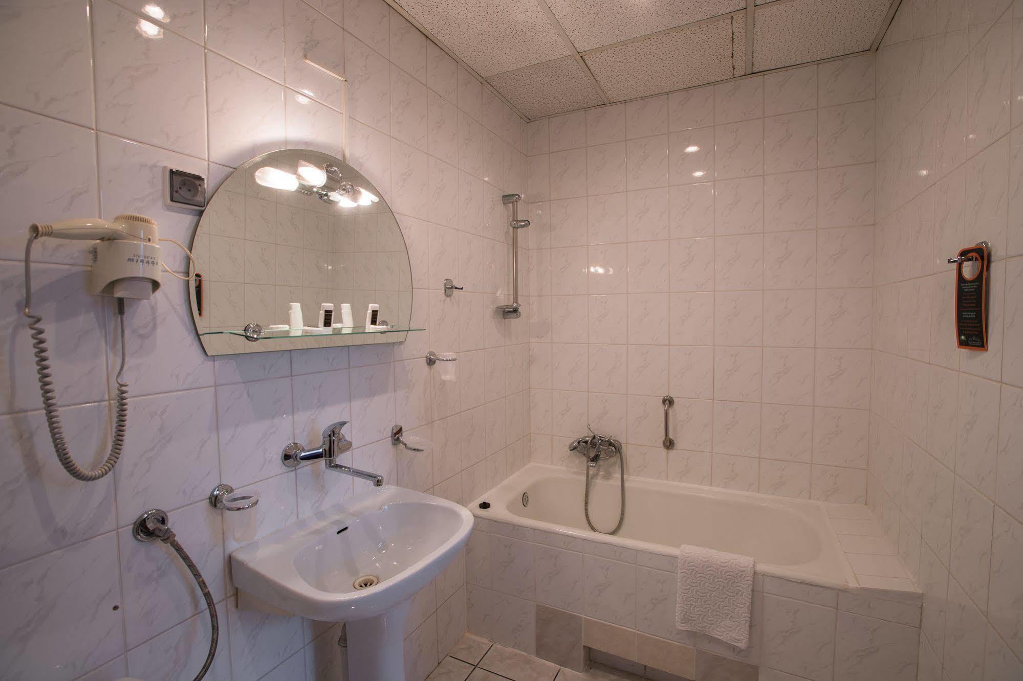 Hotel Kapitan Szczecin Kültér fotó